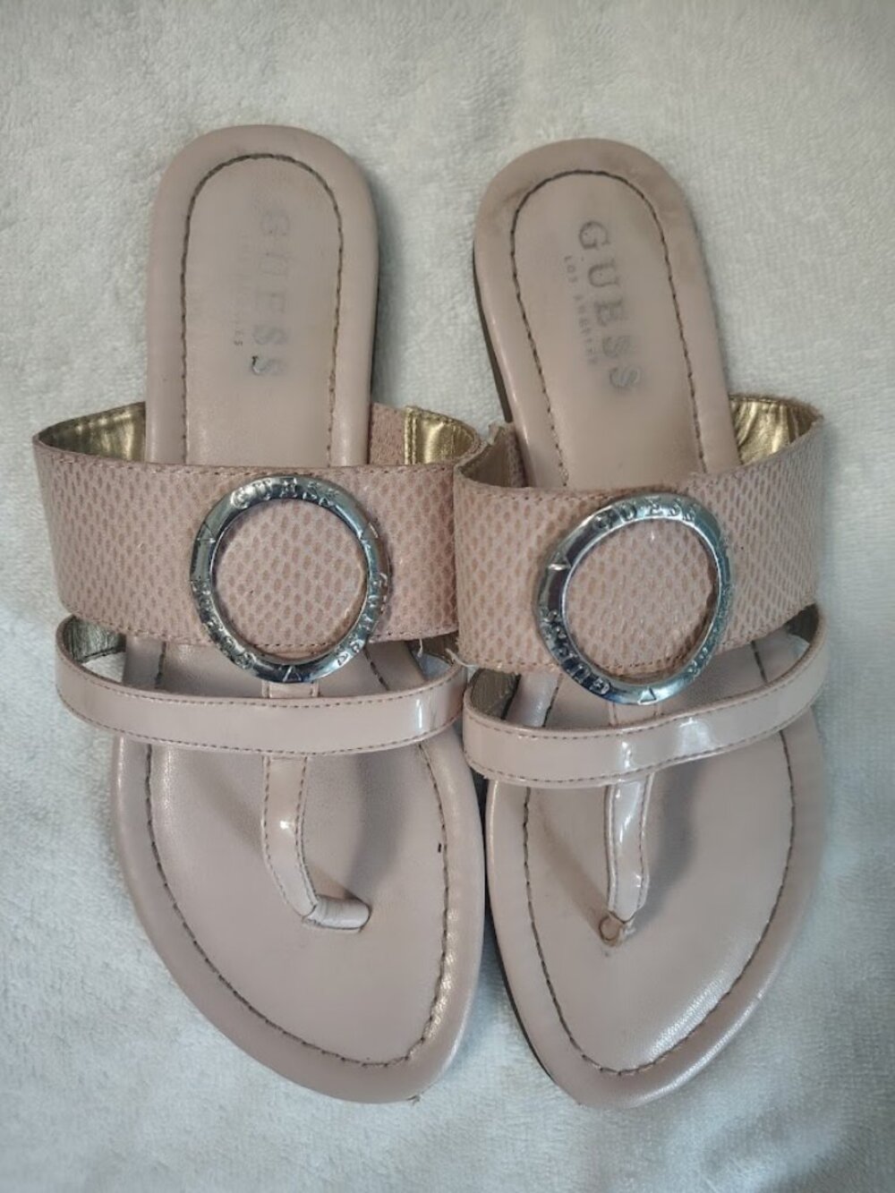 Guess Blush Pink Thong Sandals Logo Hardware Size 8